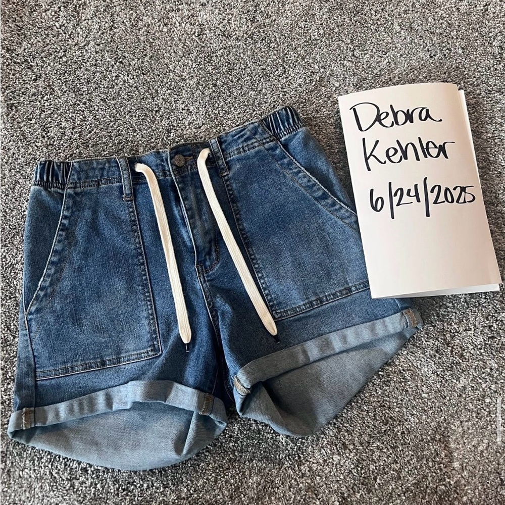 Judy Blue draw string Jean Shorts